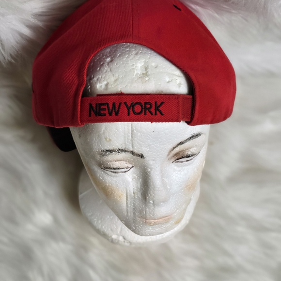NEW YORK CAP - Picture 8 of 9